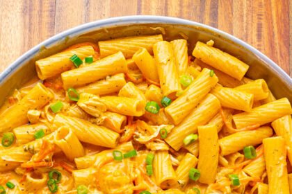 Buffalo chicken pasta 1200 4278.jpg