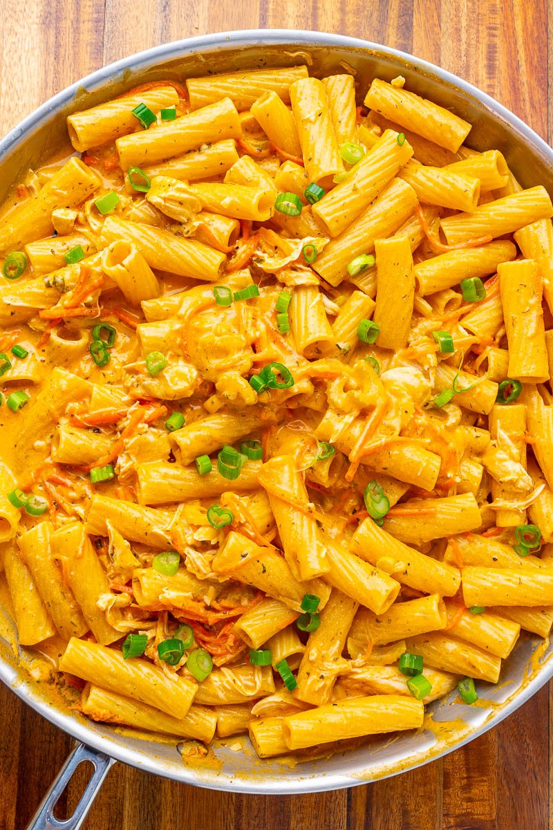 Buffalo chicken pasta 1200 4278.jpg