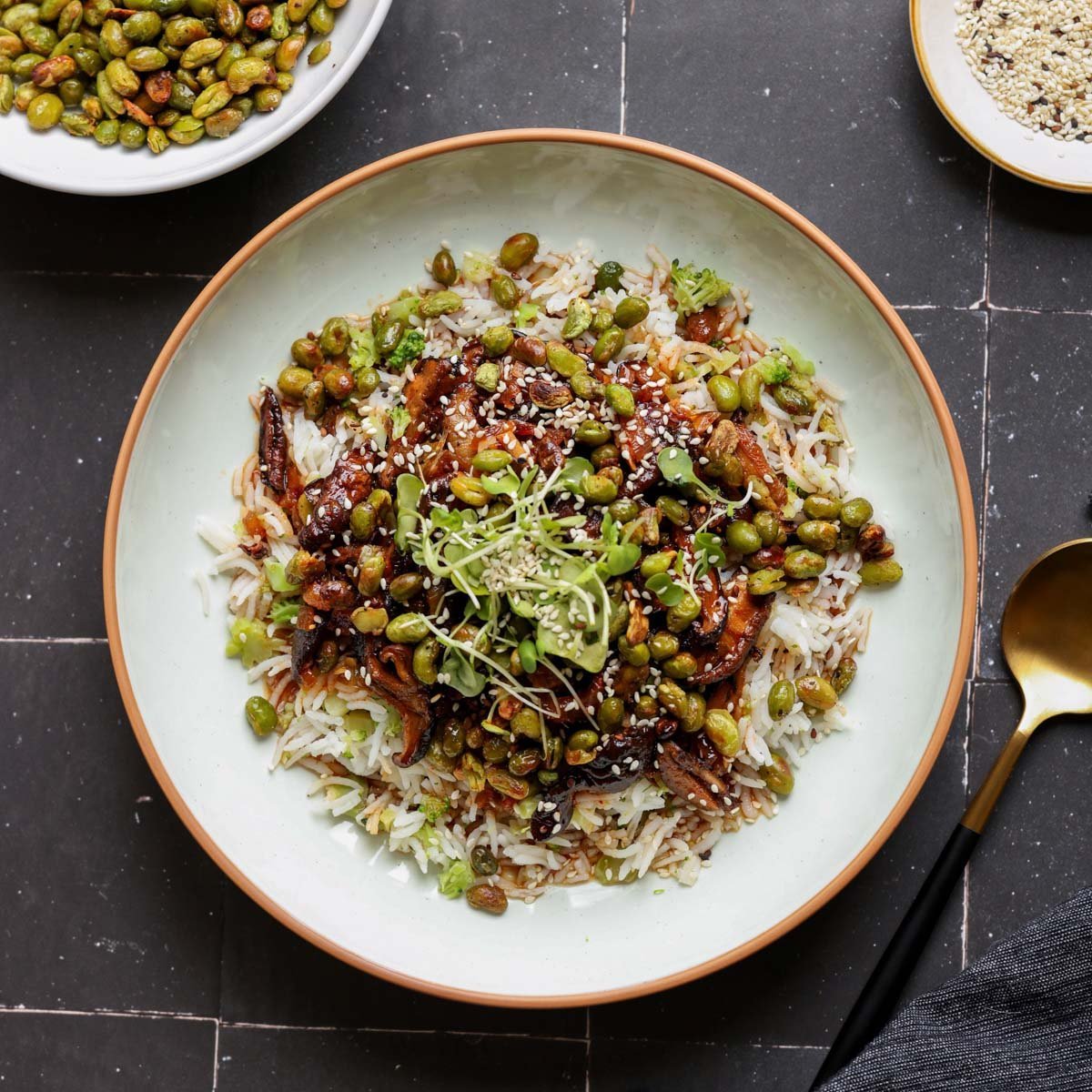 Crispy edamame and shiitake bowl 5031.jpg