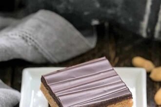 Homemade reeses bars 4.jpg