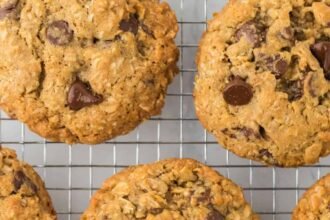 Oatmeal chocolate chip cookies 11.jpg