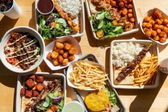 Pincho aia personalized online catering feature.jpg