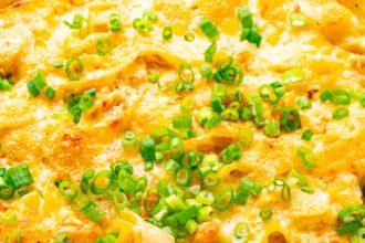 White chili chicken mac and cheese 1200 1974.jpg