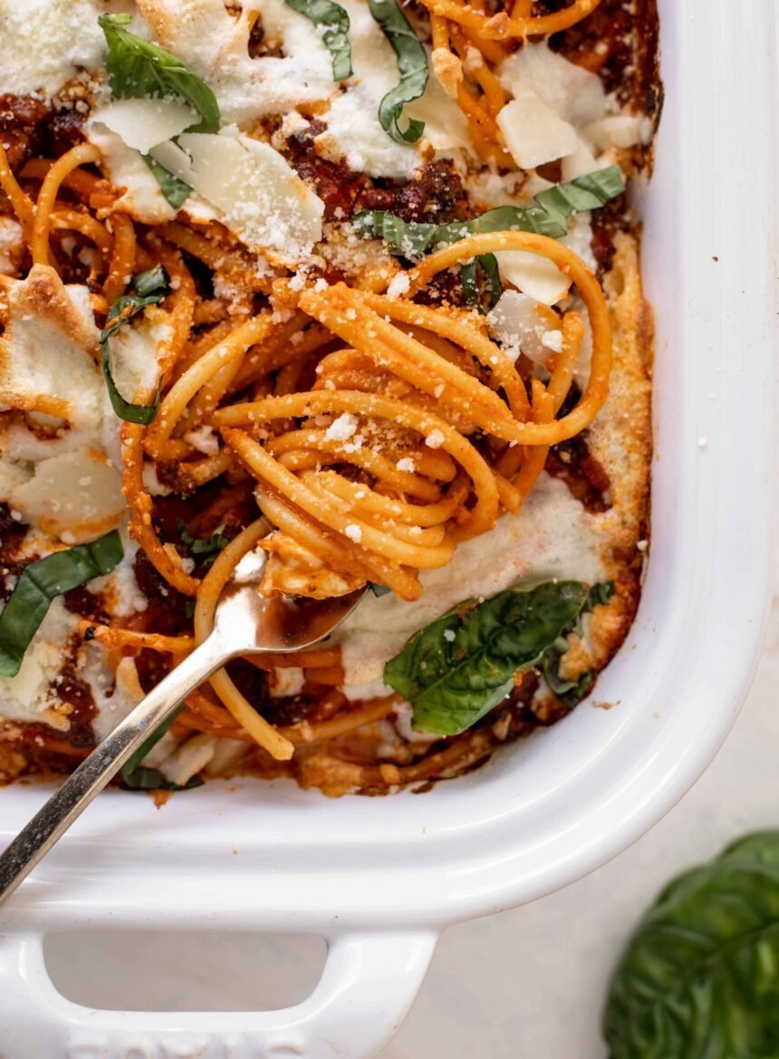 Baked bucatini with vodka sauce 6 2 scaled.jpg