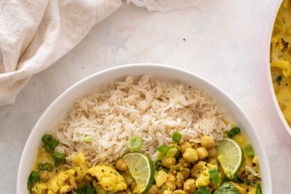 Cauliflower chickpea curry 8 1 scaled.jpg