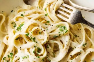 Fettuccine alfredo social.jpg