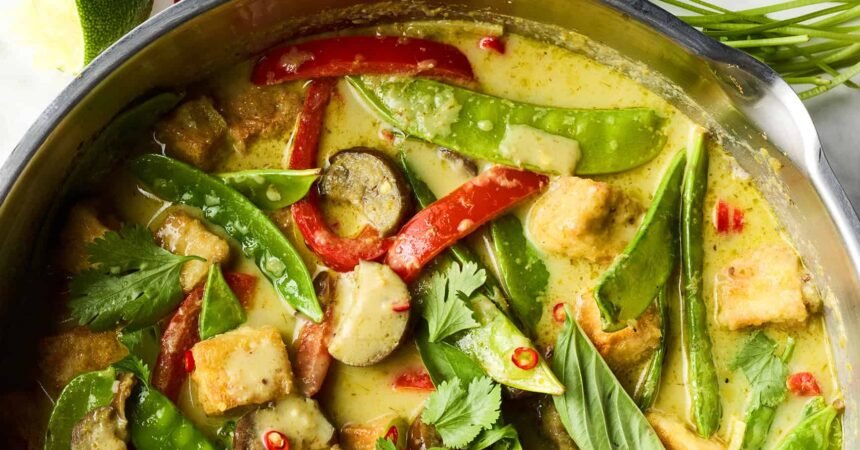Green curry social.jpg