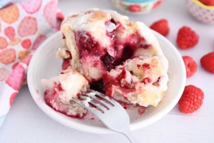 Raspberry sweet rolls34.jpg