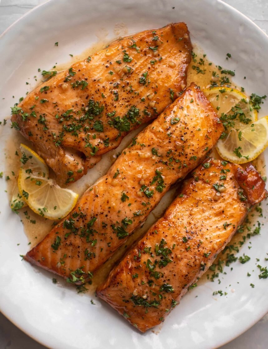 Sticky garlic butter salmon 7.jpeg