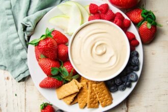 Vegan cheesecake dip 7.jpg