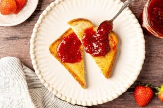 Strawberry jam 9 e1767203008129 1200x674.jpg