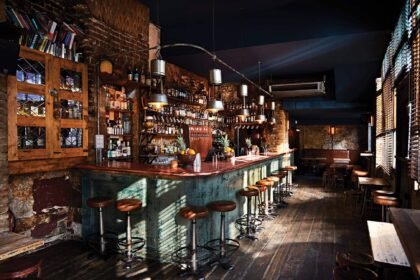 Irish whiskey the sun tavern interior crdt steven joyce.jpg