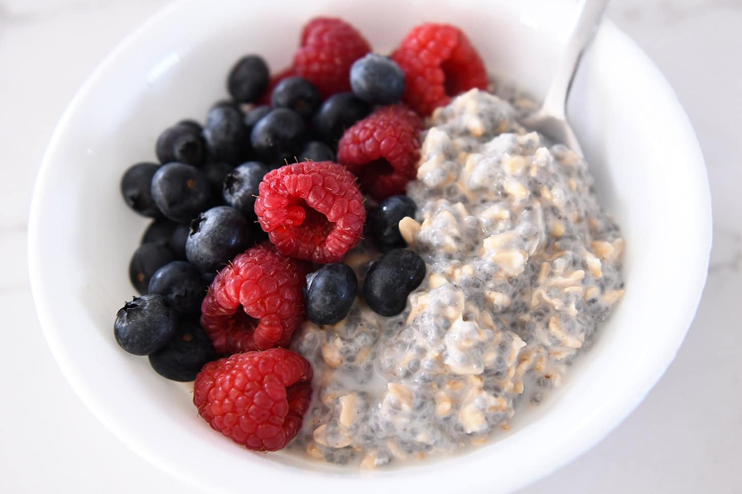 Overnight chia oats14.jpg