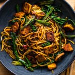 Quick noodles tempeh bowl.jpg